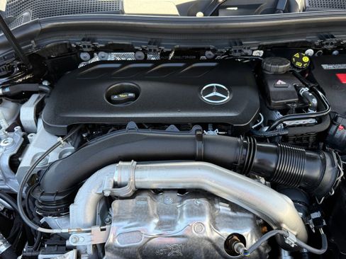 Used 2025 Mercedes-Benz GLA 250 image 45