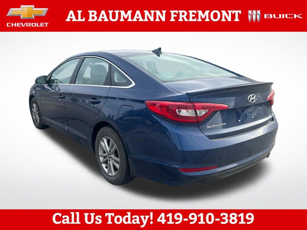Used 2015 Hyundai Sonata SE FWD image 3