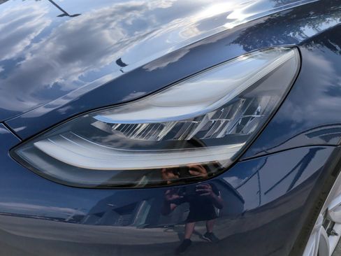 Used 2020 Tesla Model 3 Long Range AWD/4WD image 6