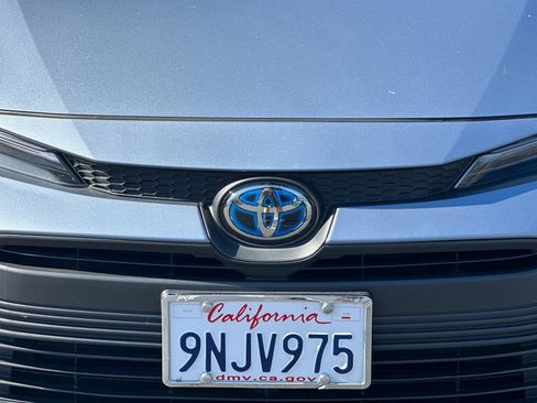 Used 2024 Toyota Corolla LE w/ LE Convenience Package FWD image 45