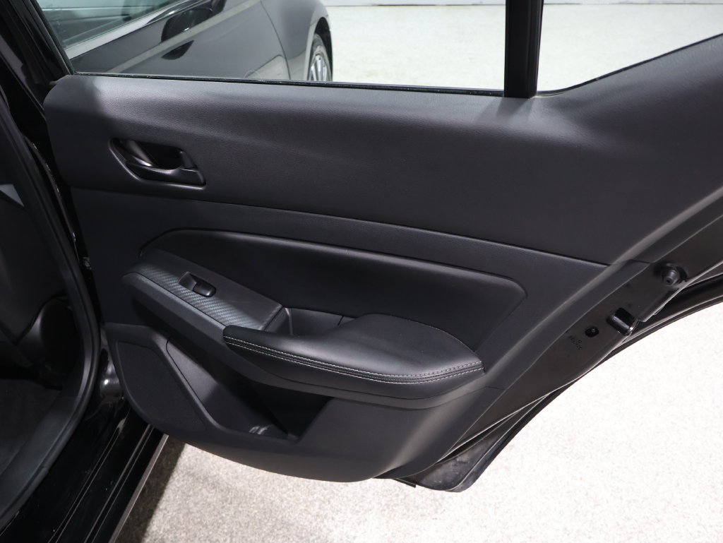 Used 2025 Nissan Altima 2.5 SV FWD image 22