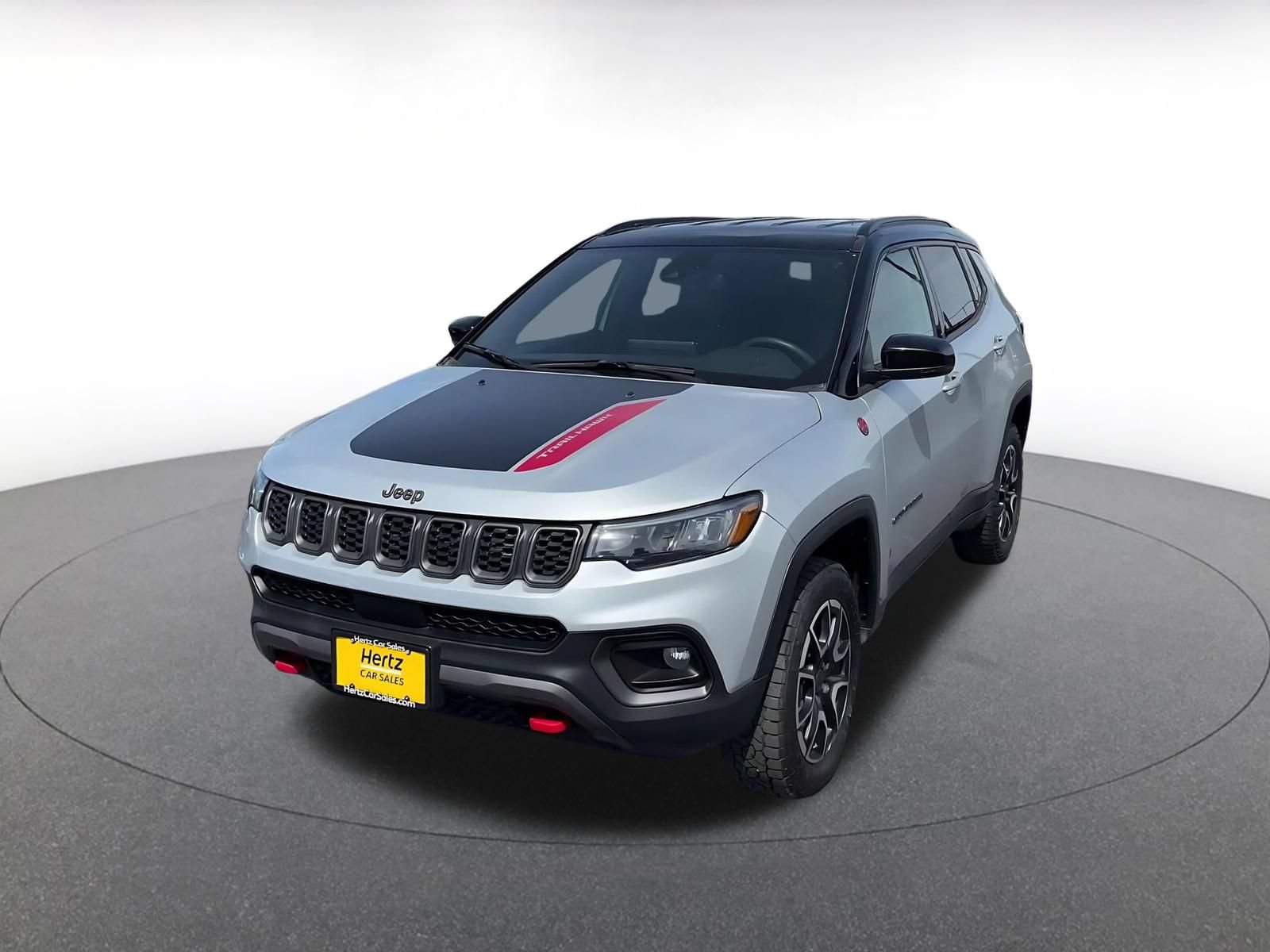Used 2025 Jeep Compass Trailhawk AWD/4WD image 6