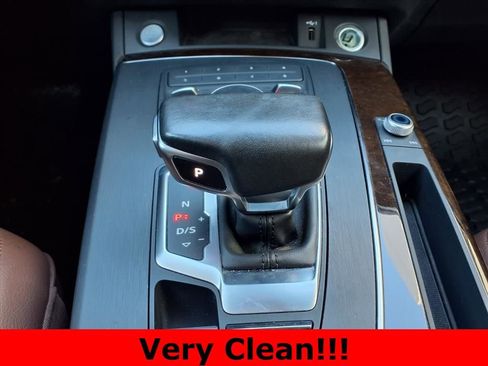 Used 2019 Audi Q5 2.0T Premium w/ Convenience Package image 21