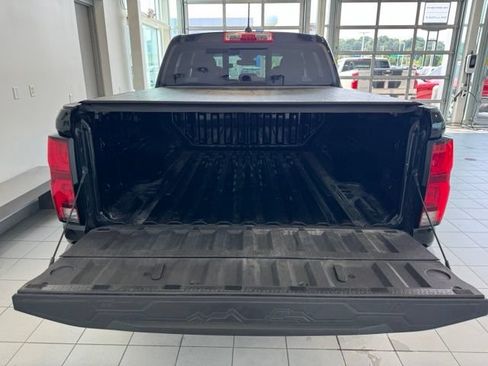 Certified 2024 Chevrolet Colorado Z71 w/ Z71 Convenience Package 2 AWD/4WD image 45