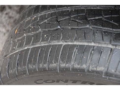 Used 2019 Mercedes-Benz E 300 4MATIC image 11