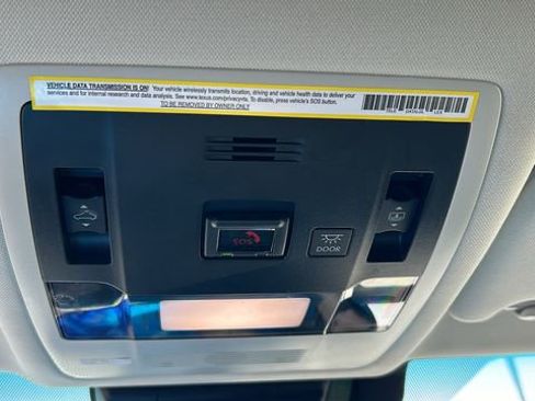 Used 2023 Lexus ES 350 Luxury image 24