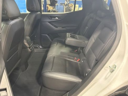 Used 2026 Chevrolet Equinox LT w/ Convenience Package II AWD/4WD image 29