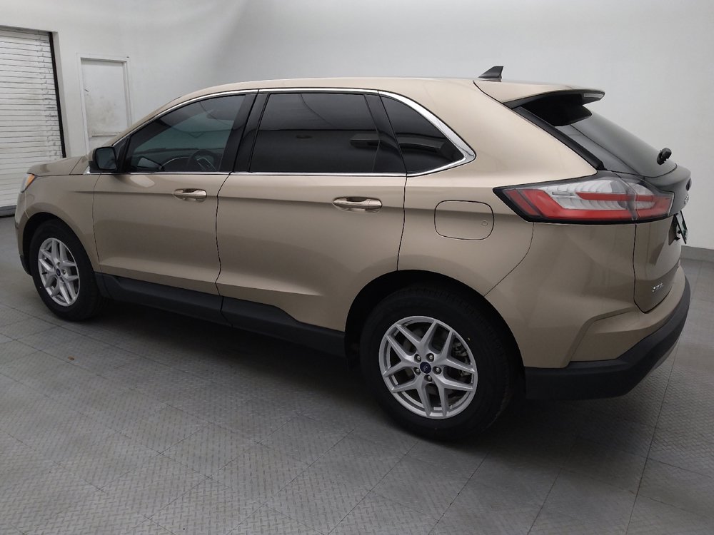 Used 2021 Ford Edge SEL w/ Convenience Package AWD/4WD image 3