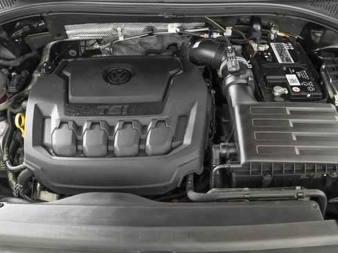 Used 2023 Volkswagen Tiguan SE AWD/4WD image 48
