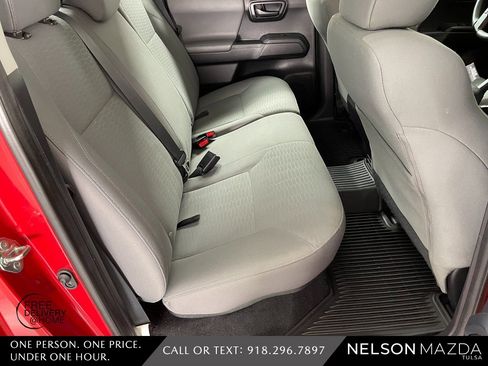 Used 2019 Toyota Tacoma SR image 38