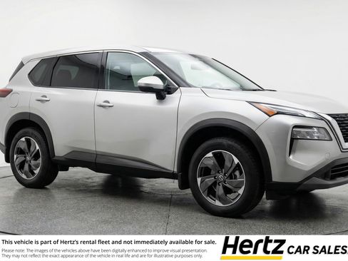 Used 2025 Nissan Rogue SV image 1