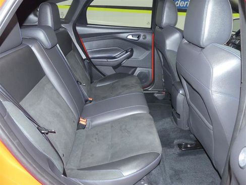 Used 2018 Ford Focus RS image 24