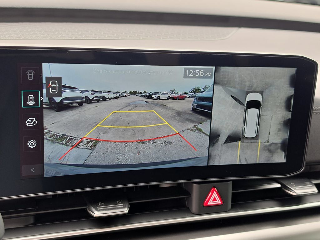 New 2026 Kia Carnival SX w/ SX Dark Edition Package FWD image 25