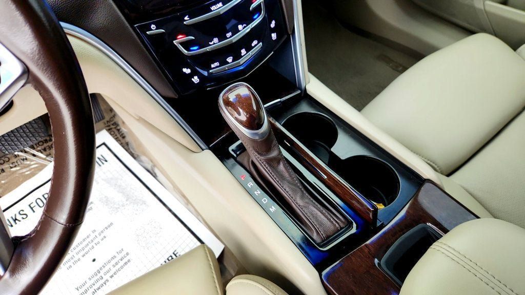 Used 2014 Cadillac XTS Luxury w/ Driver Awareness Package FWD image 16