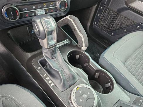 Used 2022 Ford Bronco Outer Banks image 13