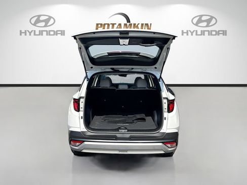 Used 2026 Hyundai Tucson SE FWD image 24