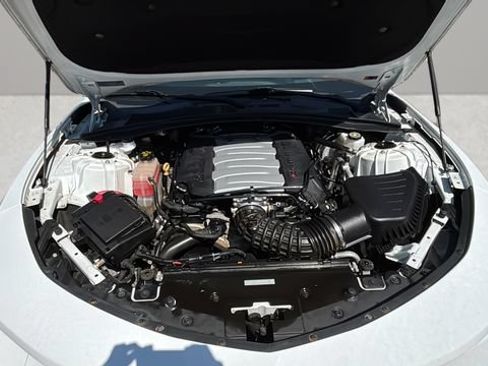 Used 2021 Chevrolet Camaro SS RWD image 34