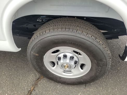 New 2025 Chevrolet Express 2500 w/ Driver Convenience Package image 30