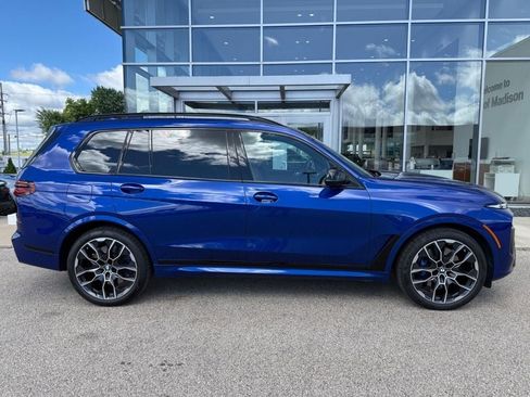 Certified 2026 BMW X7 M60i AWD/4WD image 2