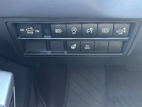 Used 2023 Toyota Tundra Platinum image 23