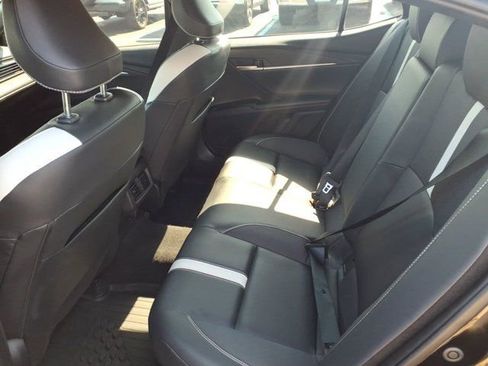 Used 2025 Toyota Camry SE FWD image 27