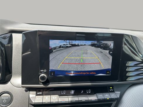 Used 2025 Toyota Camry SE FWD image 22