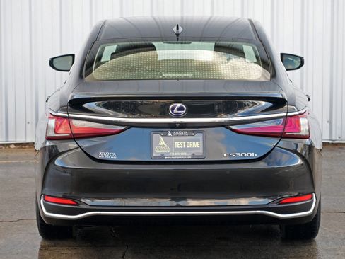 Used 2019 Lexus ES 300h image 50