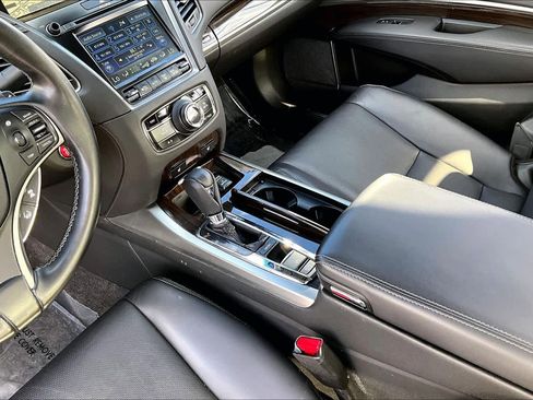 Used 2016 Acura RLX w/ Technology Package FWD image 17