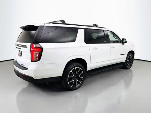 Used 2022 Chevrolet Suburban RST w/ Luxury Package AWD/4WD image 9