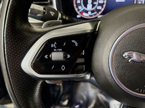 Used 2021 Jaguar XF R-Dynamic SE image 14