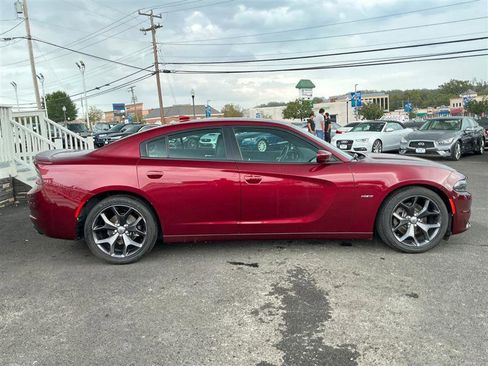 Used 2017 Dodge Charger R/T w/ Plus Group image 7