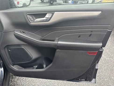 Used 2021 Ford Escape SEL w/ Class II Trailer Tow Package image 14