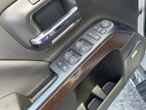 Used 2019 GMC Sierra 3500 Denali w/ Duramax Plus Package image 11