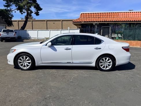 Used 2009 Lexus LS 460 L RWD image 8