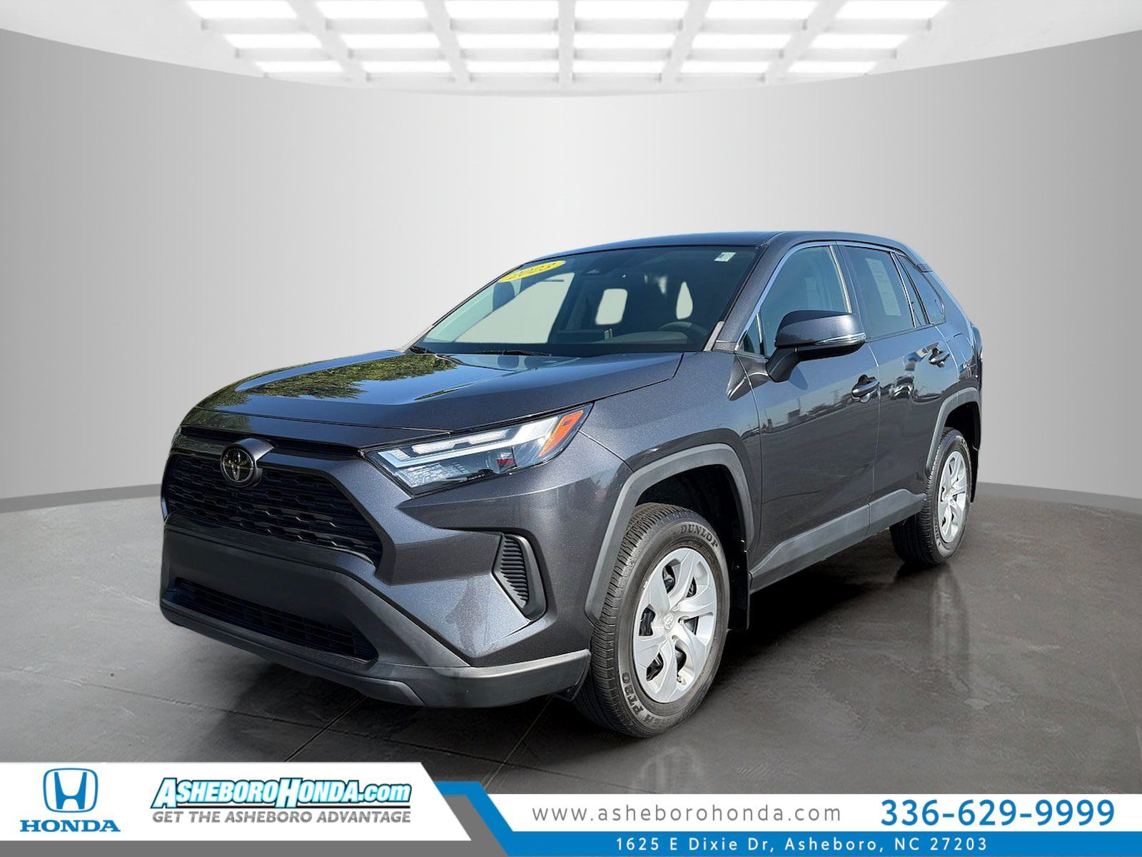 Used 2023 Toyota RAV4 LE FWD image 1