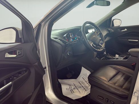 Used 2017 Ford Escape Titanium AWD/4WD image 7