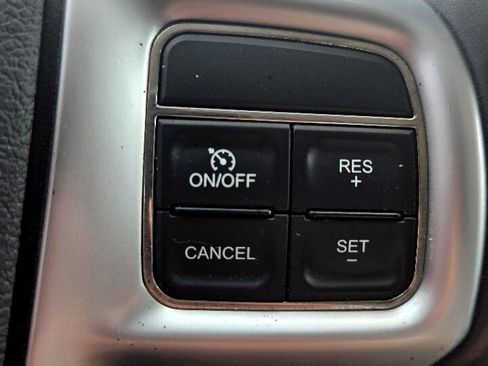 Used 2012 Chrysler Town & Country Touring w/ Entertainment Group #1 image 15