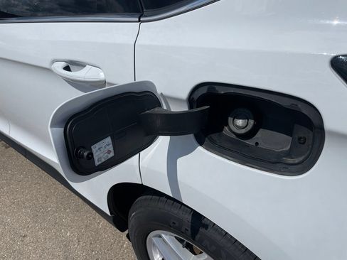 Used 2024 Ford Edge SEL AWD/4WD image 44