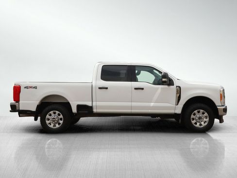 Used 2023 Ford F250 XLT AWD/4WD image 7