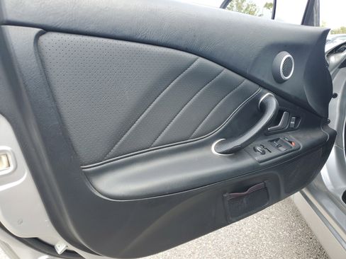 Used 2002 Honda S2000 image 13