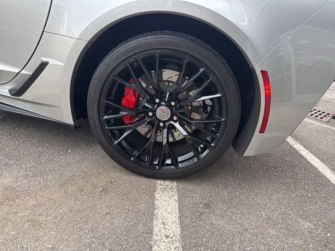 Used 2016 Chevrolet Corvette Z06 w/ 3LZ Preferred Equipment Group image 20