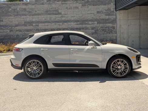 New 2026 Porsche Macan AWD/4WD image 8