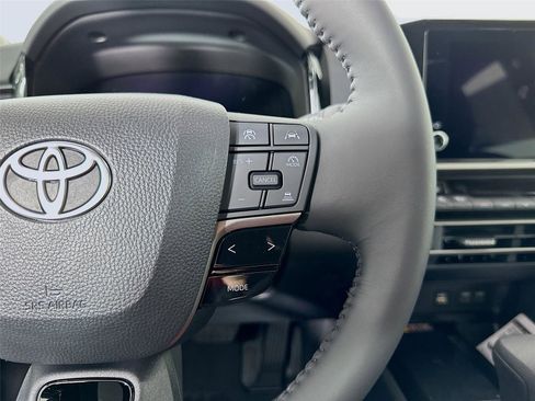 New 2026 Toyota Camry LE FWD image 20