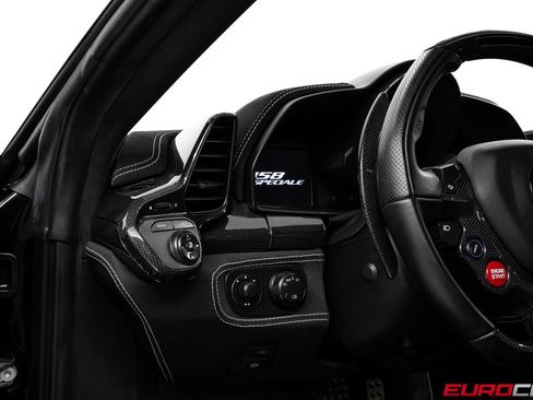 Used 2015 Ferrari 458 Speciale Coupe RWD image 31