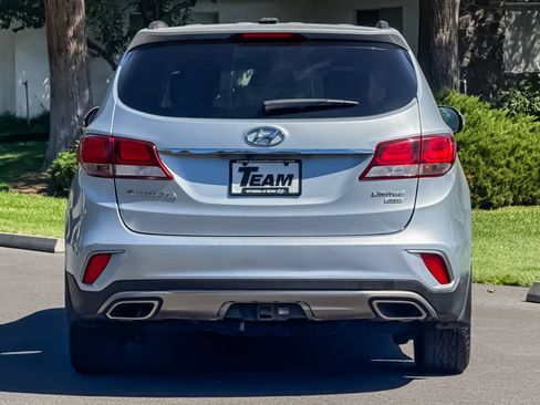 Used 2017 Hyundai Santa Fe Limited AWD/4WD image 5