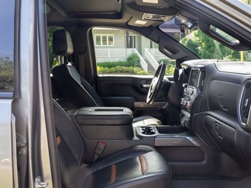 Used 2021 GMC Sierra 1500 AT4 w/ AT4 Premium Package AWD/4WD image 43