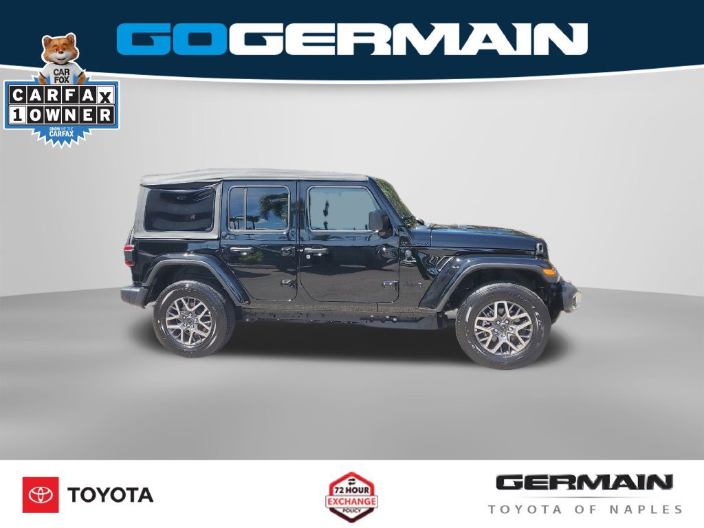 Used 2026 Jeep Wrangler Unlimited Sahara AWD/4WD image 8