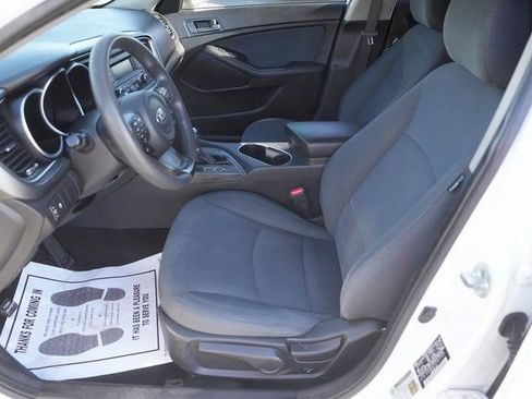 Used 2015 Kia Optima LX image 9