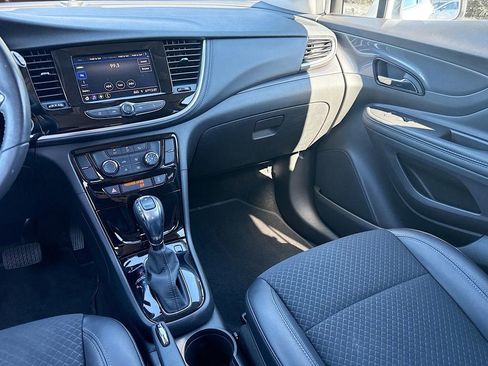 Used 2022 Buick Encore Preferred w/ Safety Package image 22