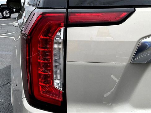 Used 2023 GMC Yukon Denali w/ Max Trailering Package image 32